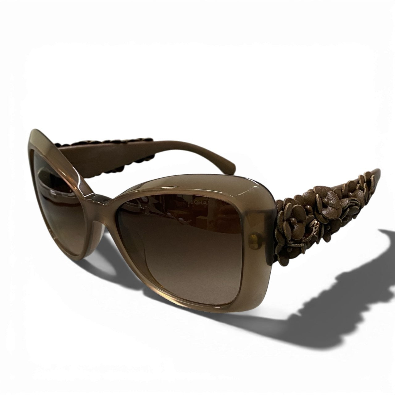 b15 CHANEL シャネル レザー カメリア ココマーク サングラス アイウェア 5318-Q ブラウン レザー レディースta1