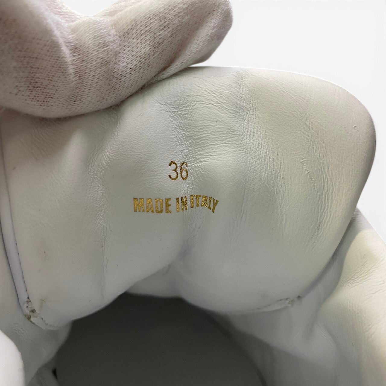 ⅾ2《美品》定価11万 VERSACE ヴェルサーチ オディッセア メデューサ 3D スニーカー サイズ36 ホワイト シューズt18r
