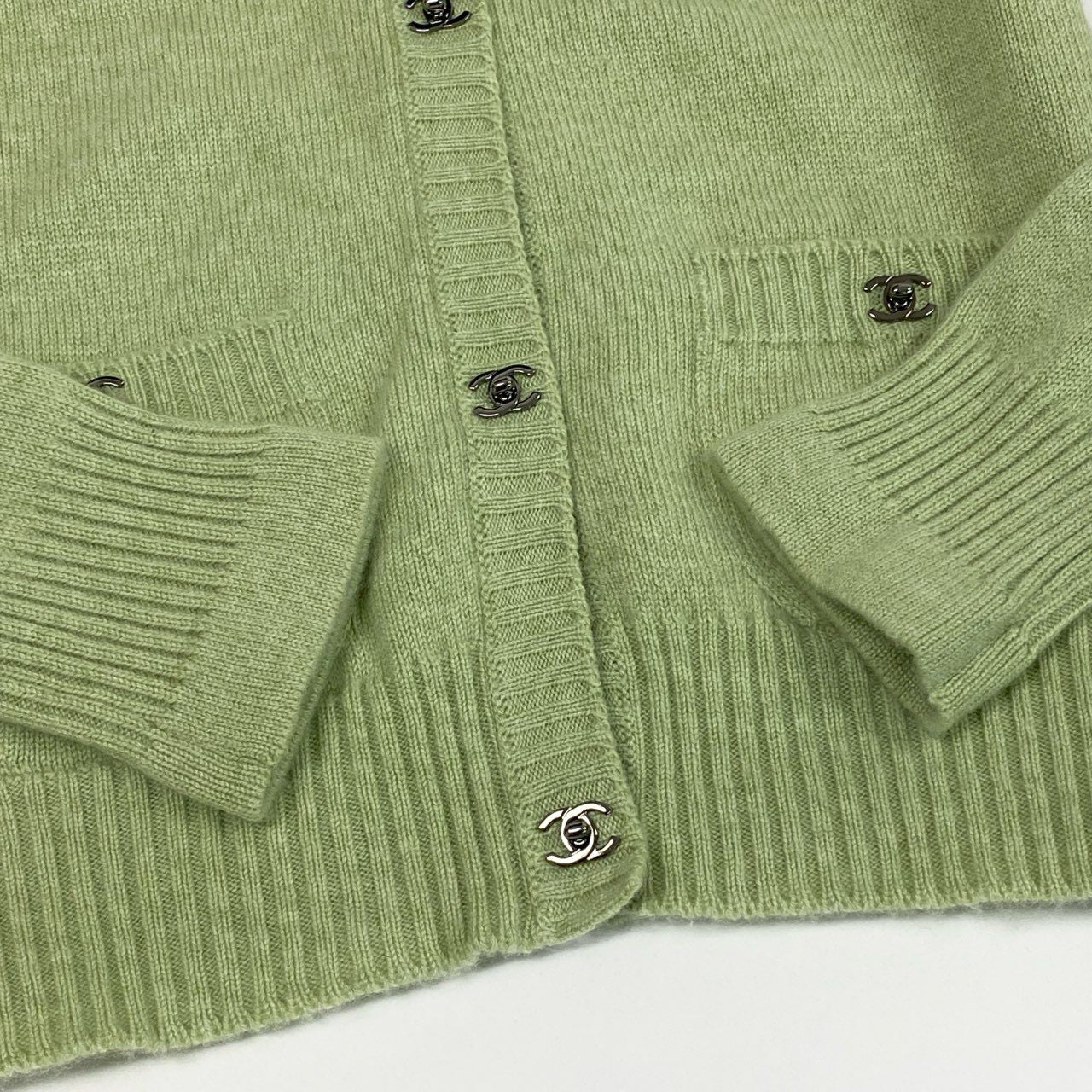 Cc2 CHANEL シャネル P39176 2010年 ココマーク ターンロック ニットカーディガン カシミヤニット サイズ38 グリーン系 レディース トップスk02i