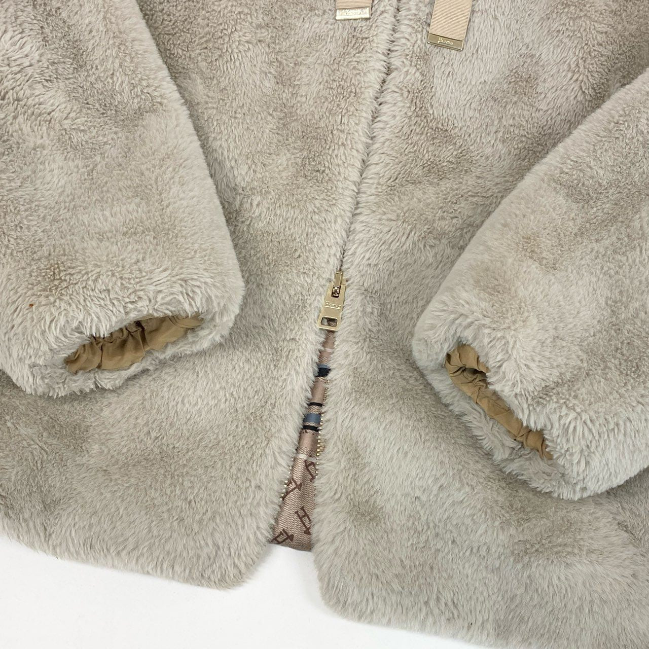 54L5 HERNO ヘルノ エコファージャケット GI0138D サイズ40 ベージュ パーカー モノグラム グログランリボンt18r