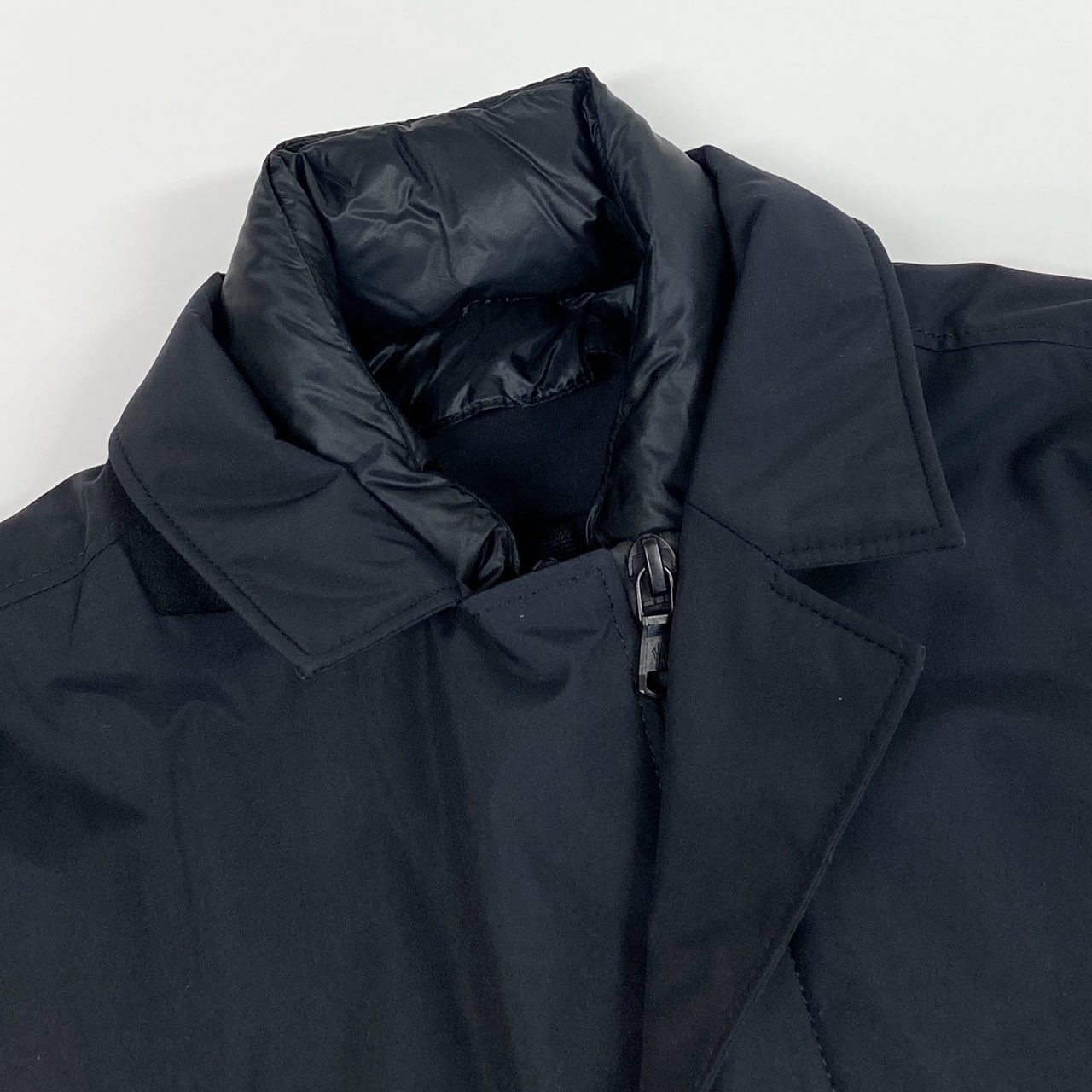 50a19 MONCLER モンクレール ESNAL GIACCA ダウンジャケット インナーダウン テーラードジャケット 重ね着風 メンズ 紳士服 D20913070480 549NB サイズ1 ブラックo07t