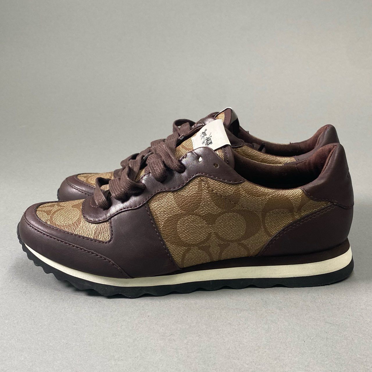 6i18 《美品》 COACH コーチ シグネチャー レザースニーカー シューズ ローカット 37.5 ブラウン レザー レディースu02t