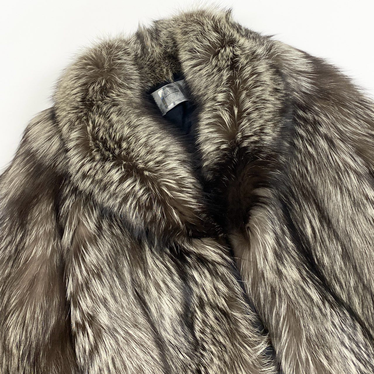 49k19 SAGA FOX サガフォックス 銀サガ シルバーフォックス ファーコート 11 ブラウン ホワイト 本毛皮 FOX FUR リアルファーt18r