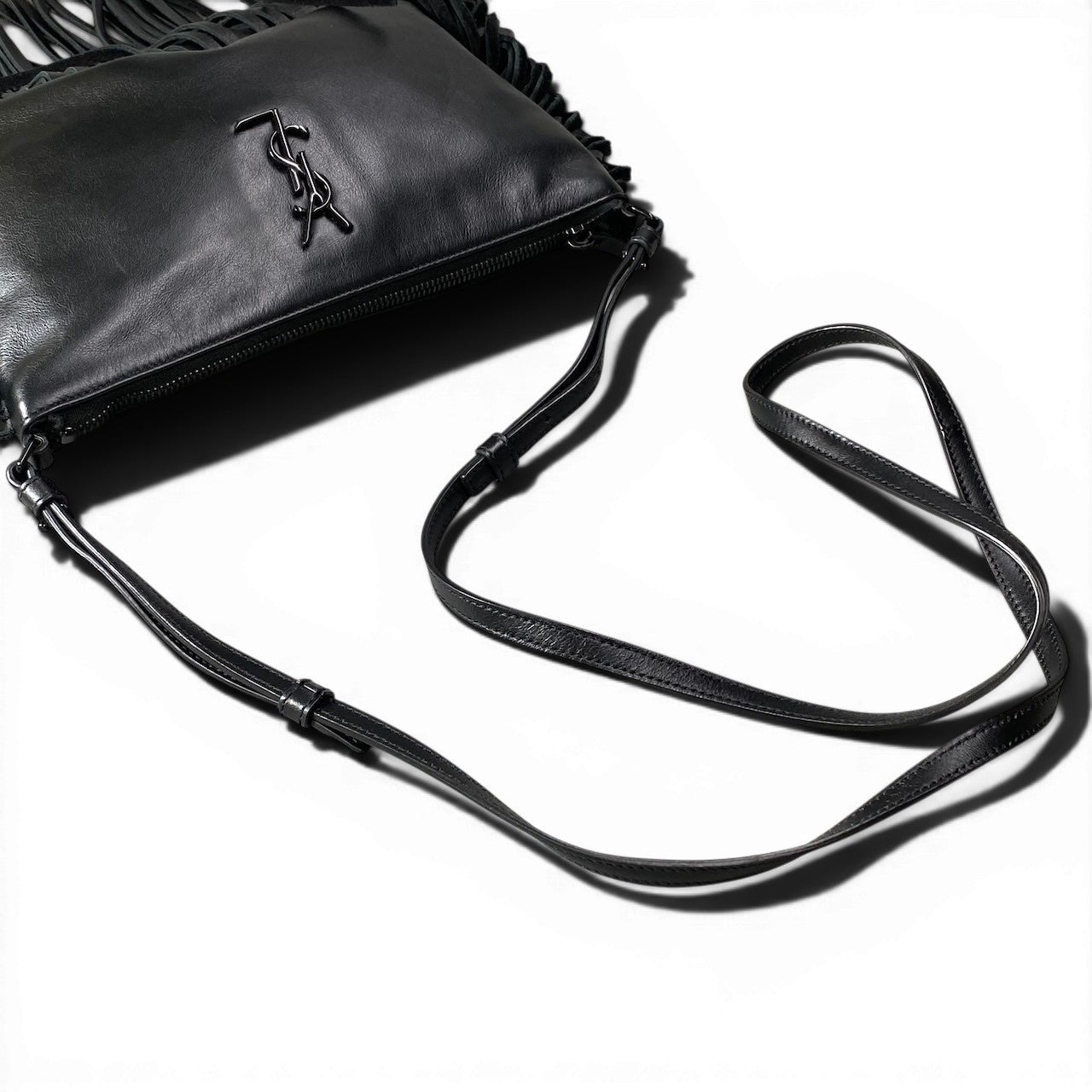 g9 SAINT LAURENT PRIS サンローランパリ カサンドラ オールブラック フリンジ ショルダーバッグ レザー レディースta1