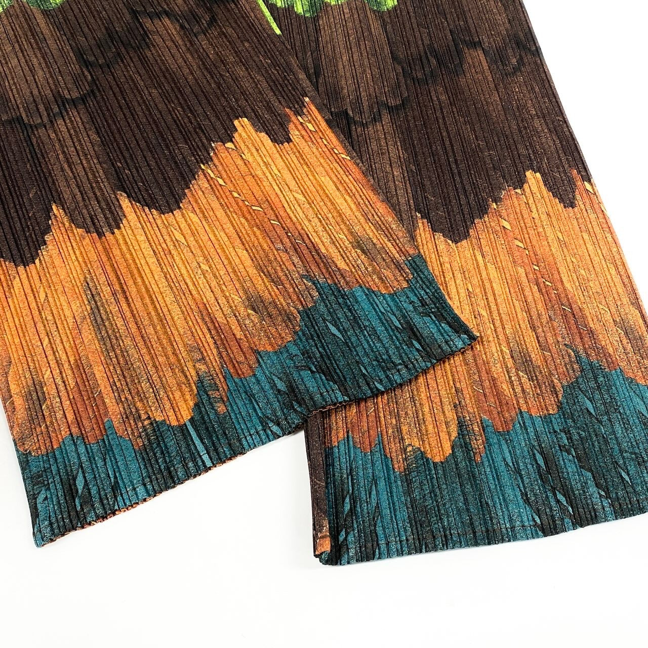 e1 【美品】PLEATS PLEASE 2003 ピーコックパンツ プリーツパンツ PP33-JF711 2サイズ マルチカラー ポリエステル100％ レディース 女性用ta1