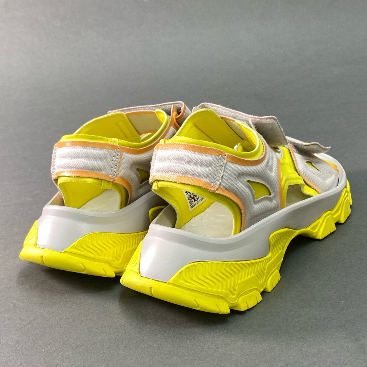 adidas by Stella McCartney クロッグ サンダル イエロー 新品】 adidas by Stella McCartney / アディダスバイステラ