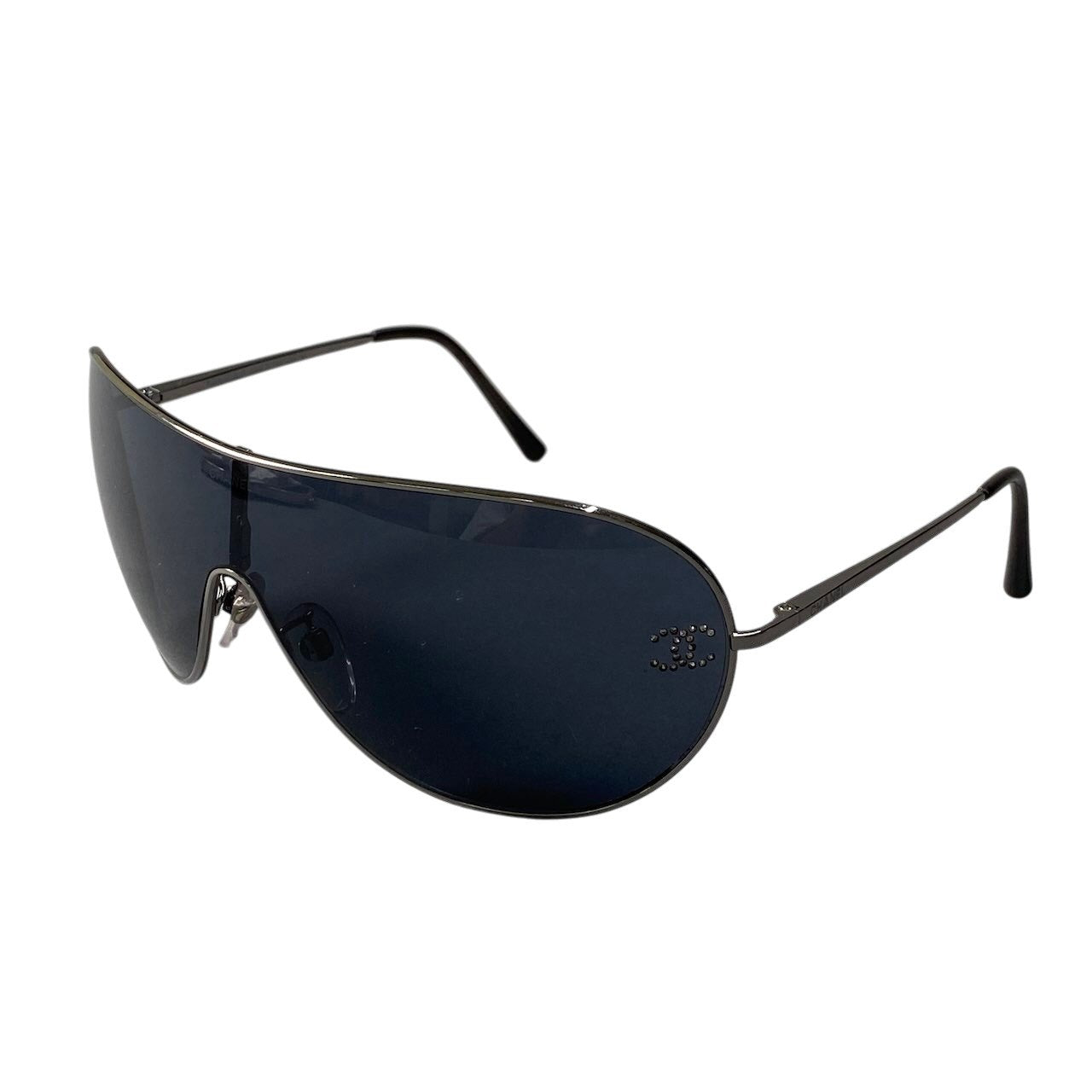 h2 【美品】CHANEL サングラス シールド型  ココマーク ラインストーン イタリア製 4122-B 108/87 120 グレー レディース 女性用ta1