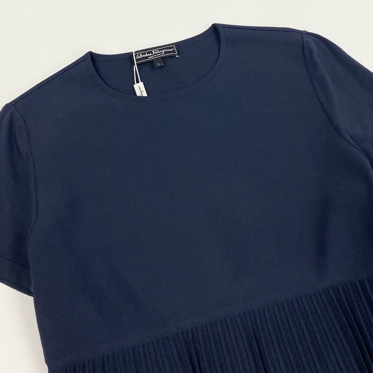 Eb19 《美品》 Salvatore Ferragamo サルヴァトーレフェラガモ プリーツ切替 半袖Tシャツ カットソー トップス L ネイビー レディースu02t