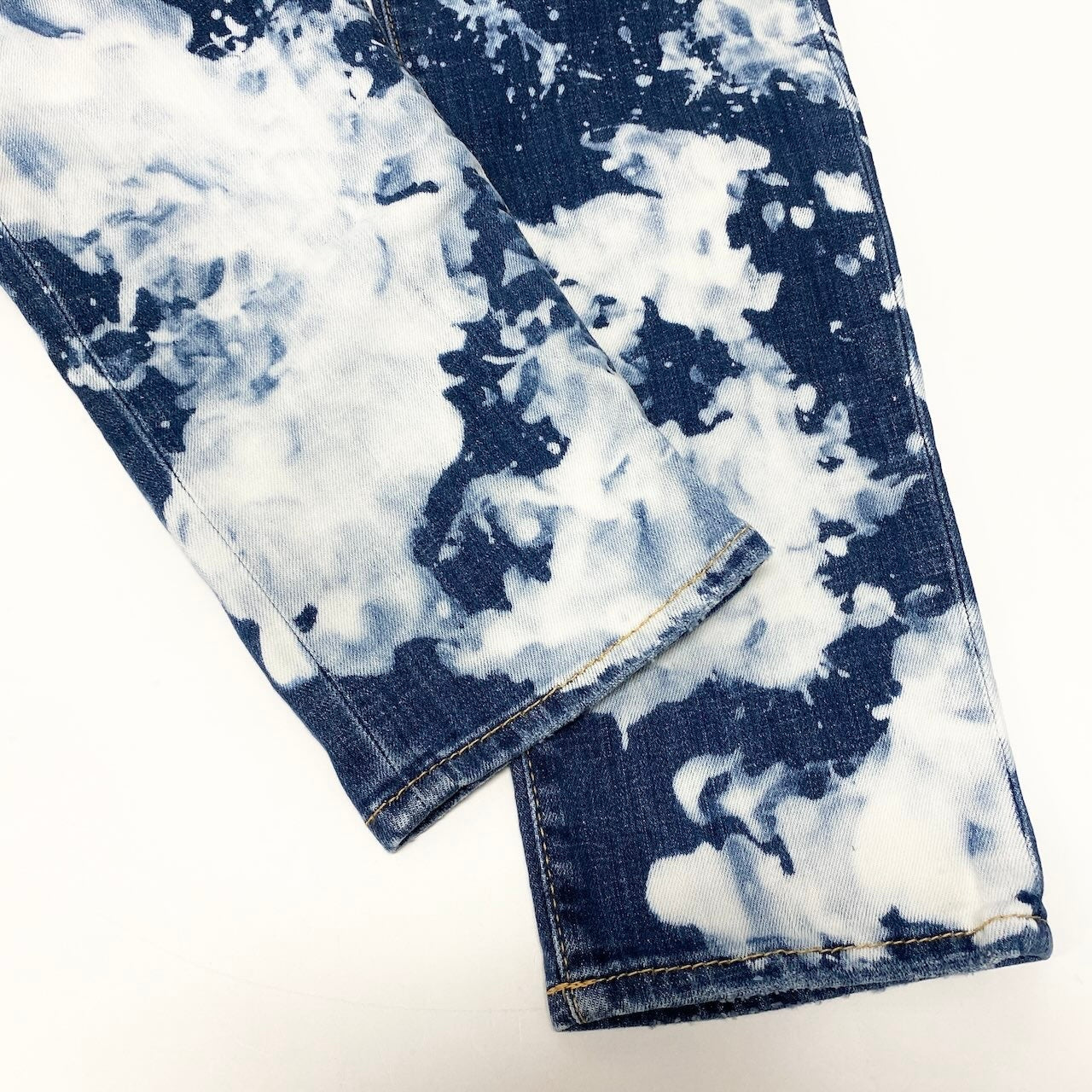 20d30 【美品】  DSQUARED2 ディースクエアード 19ss Skater Jeans スケータージーンズ ブリーチ加工 デニムパンツ S74LB0510 サイズ46 インディゴブルー メンズ 紳士服u02t