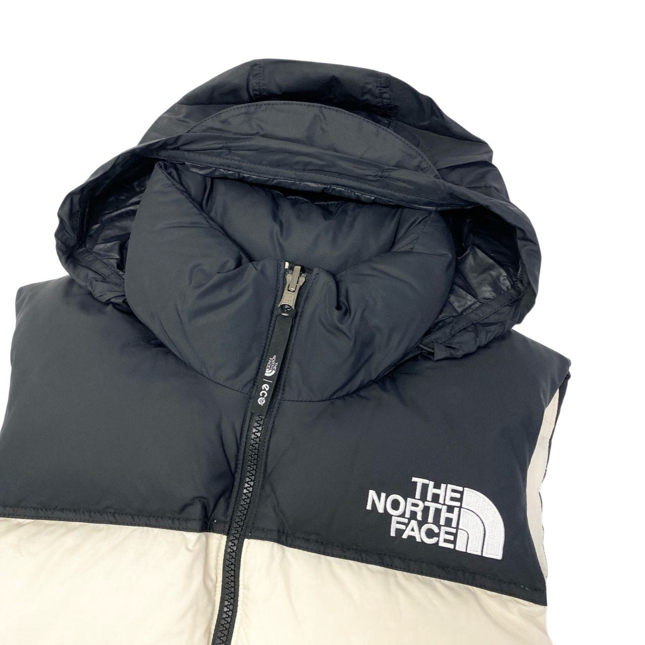 60c6 THE NORTH FACE ザ ノースフェイス 韓国ノース 1996 ECO NUPTSR VEST ヌプシ ダウンベスト サイズS/85  ブラック クリーム レディース 女性用 アウターk02i