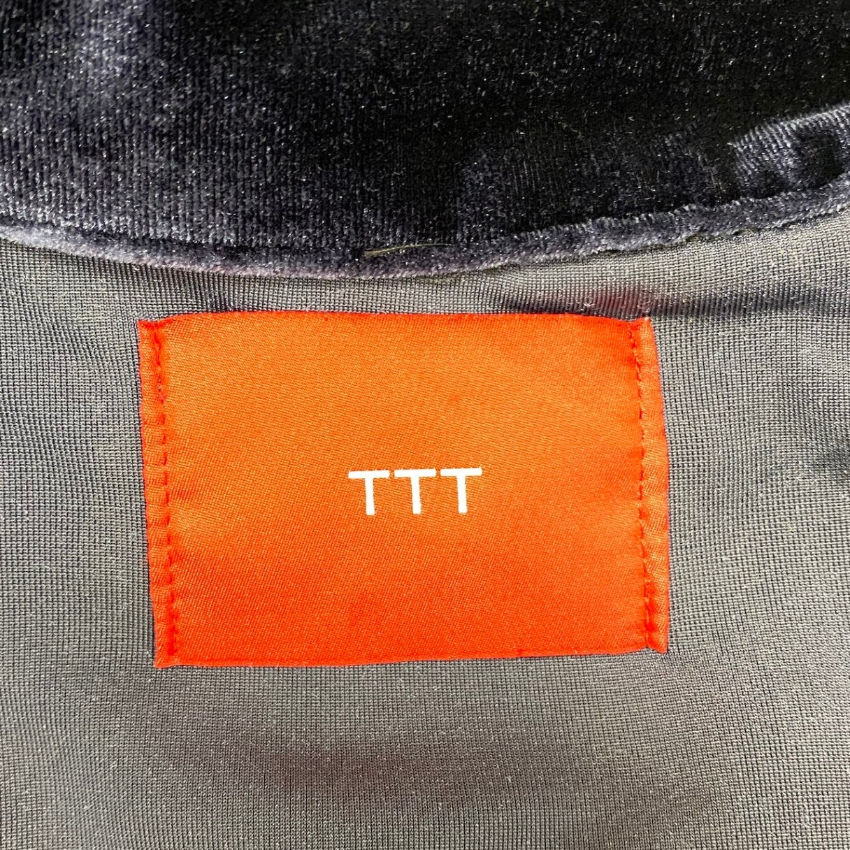 2h16 【美品】 TTT₋MSW モダンストリートウェア ロングスリーブ ベロアシャツ 伸縮ストレッチ ロゴ刺繍 サイズXL パープル  メンズu02t