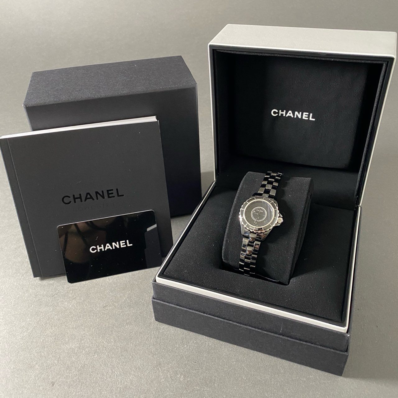 CHANEL シャネル J12 Ref:H4196 インテンスブラック 29mm レディース クォーツ腕時計 セラミック