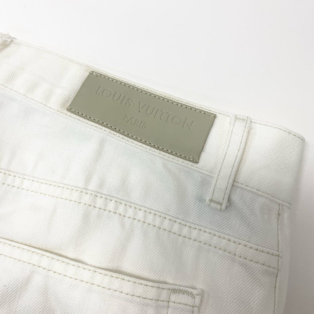 40l25 LOUIS VUITON ルイヴィトン コットンデニムパンツ LVロゴ刺繍 ストレートパンツ ボトム 44サイズ ホワイト コットン100％ メンズu02t