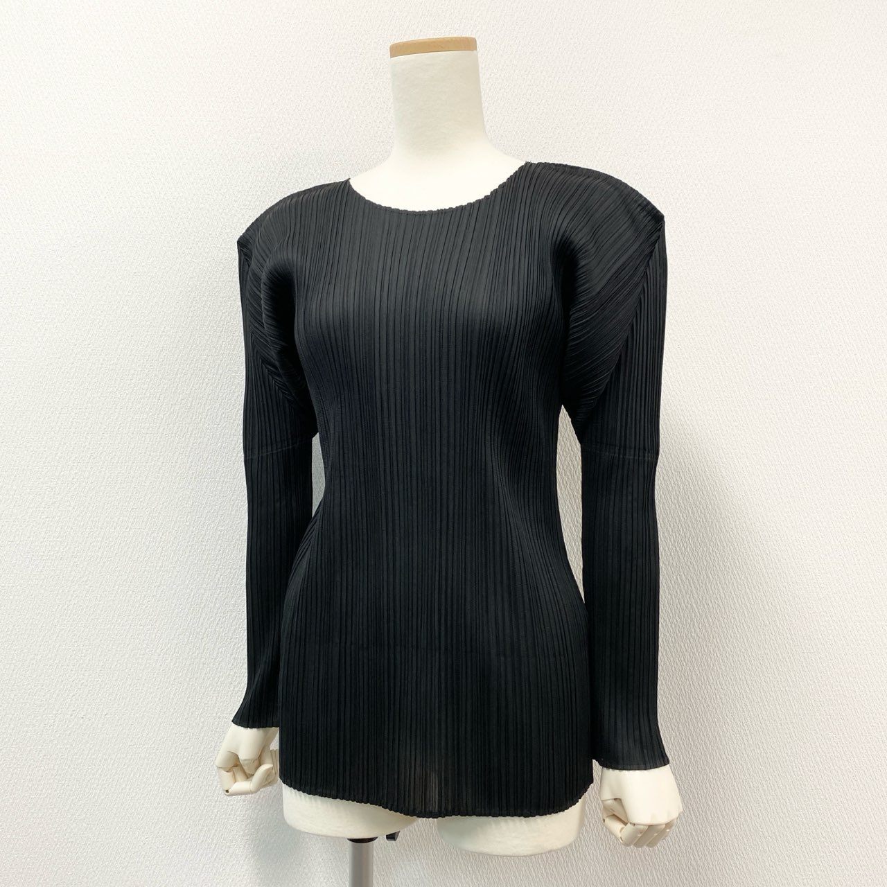 75i8 PLEATS PLEASE ISSEY MIYAKE プリーツプリーズ イッセイミヤケ 日本製 長袖プリーツカットソー ロングスリーブ トップス プルオーバー PP04-JK602 3 ブラック レディースo07t