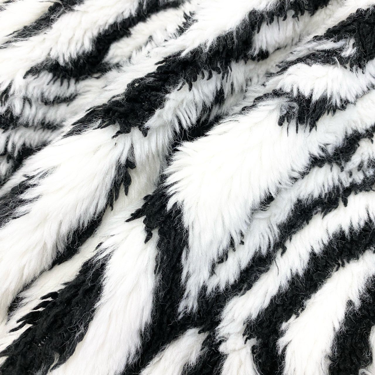 21c4 TATRAS タトラス ボアフリースジャケット ブルゾン ゼブラ柄 アウター MTAT22A4863-L 01サイズ ポリエステル100％ メンズ 男性用o07t