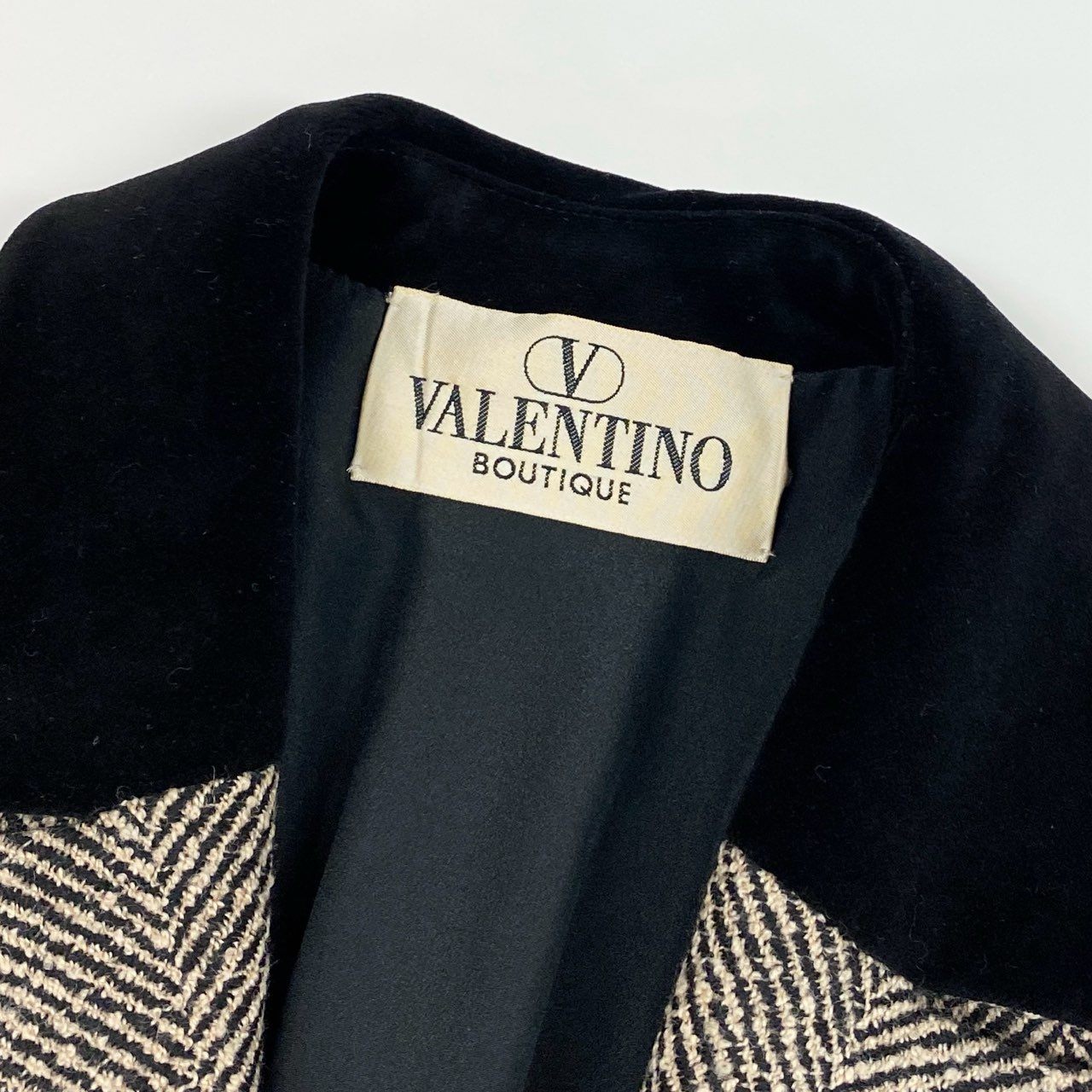 58a21 Vintage VALENTINO BOUTIQUE ヴァレンティノ ブティック チェスターコート ツイード ロングコート ヘリンボーン ウール混 レディース 女性用 サイズ6 ブラック ベージュu02t