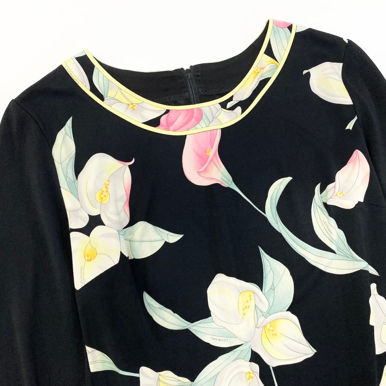 34d12 【美品】 LEONARD FASHION レオナール 七分袖 カットソー トップス 美しい花柄プリント カンカン素材 異素材切替 サイズ40 ブラック レディース 女性用u02t