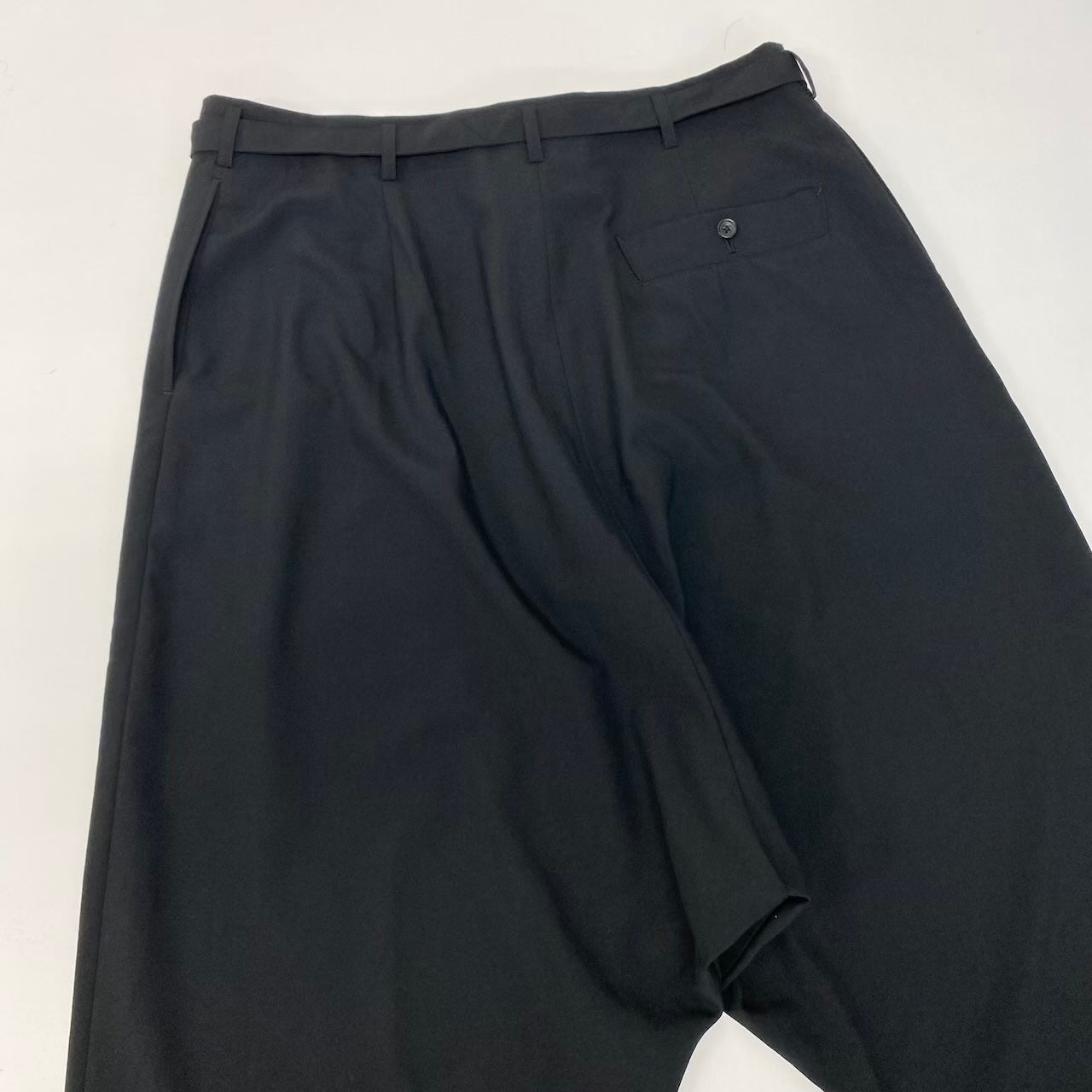 83e12 【美品】Y’s ワイズ サルエルパンツ 変形パンツ ウールボトム 日本製 MD-P05-100 1サイズ ブラック ウール100％ メンズ 男性用u02t