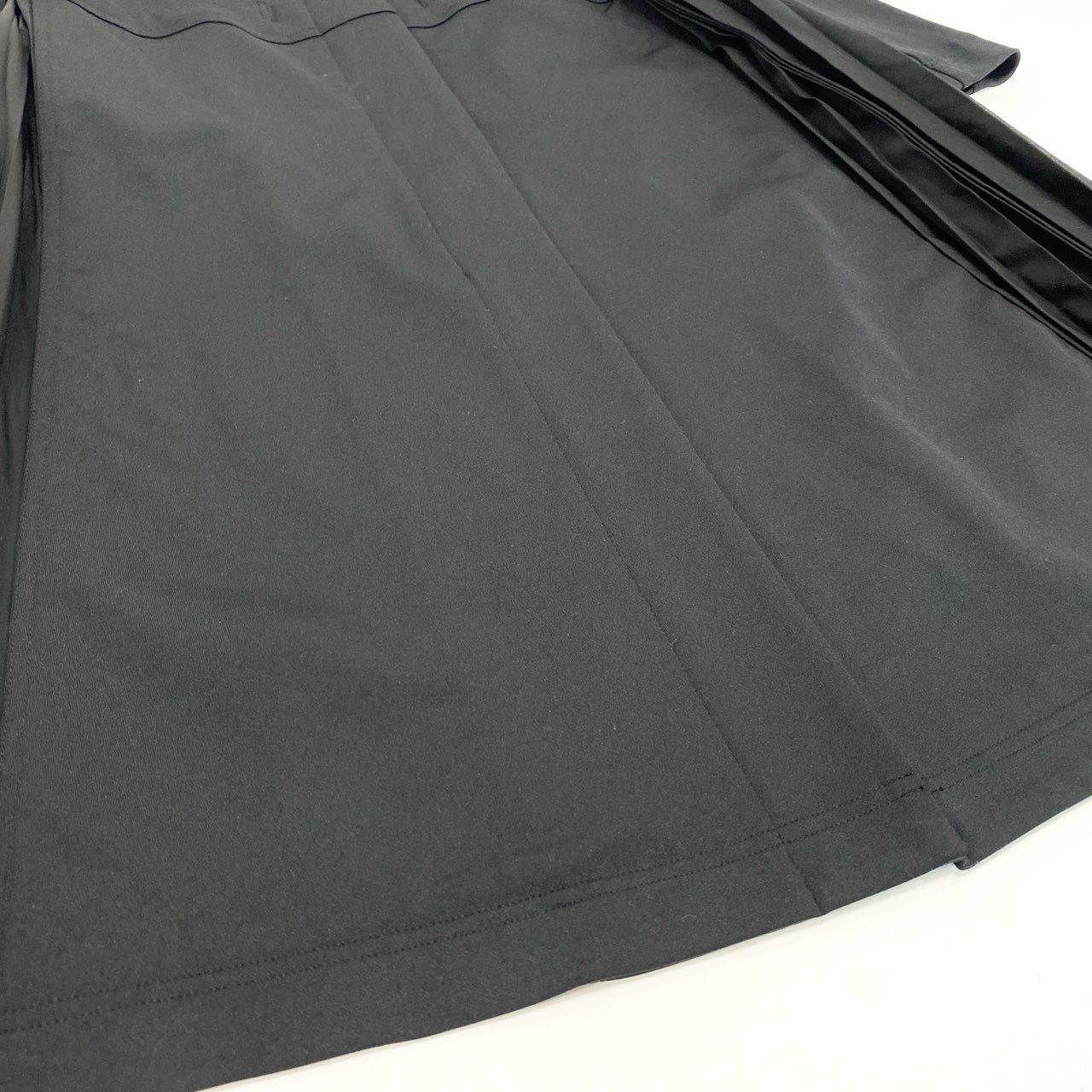 28k29《美品》 TOKUKO 1er VOL トクコプルミエヴォル プリーツ切替 ロングコート ボリューム襟 伸縮ストレッチ○ レディース 女性用  ９ ブラックu02t