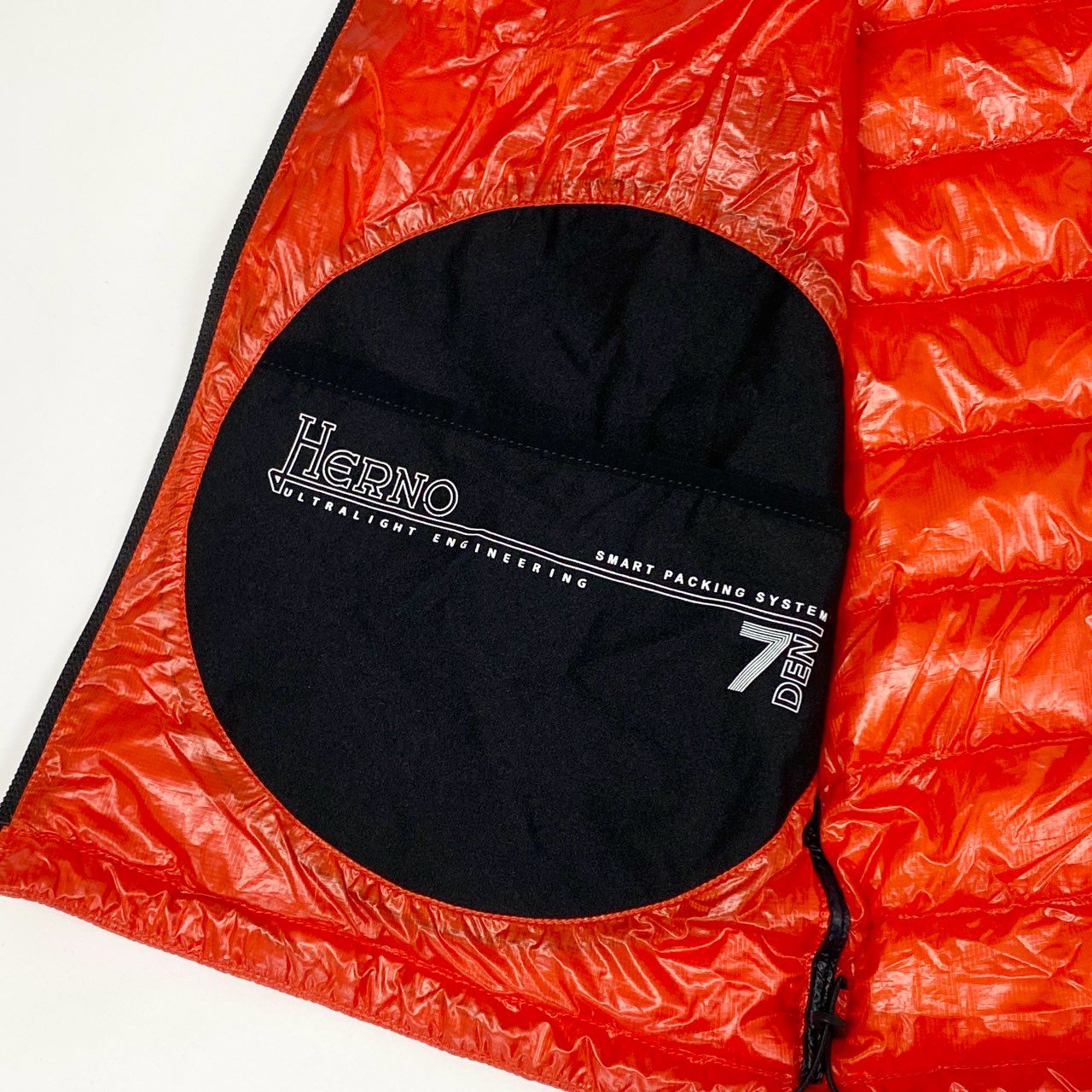 41j29 HERNO ヘルノ ライトダウンベスト ダウンジャケット アウター フード着脱可 17478-16333-3 48サイズ オレンジ メンズu02t