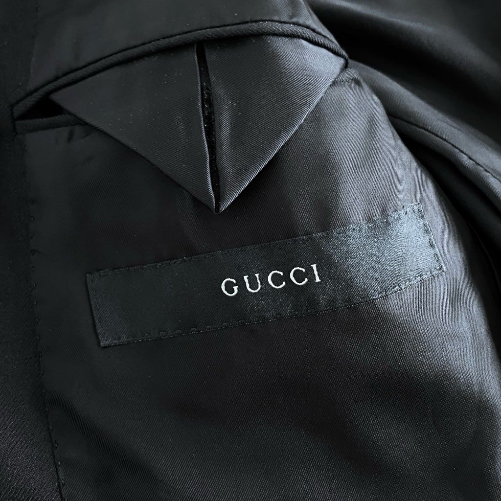 68g9 GUCCI グッチ ２ボタン テーラードジャケット ドレスジャケット 無地 サイズ44 ブラック メンズ 男性用