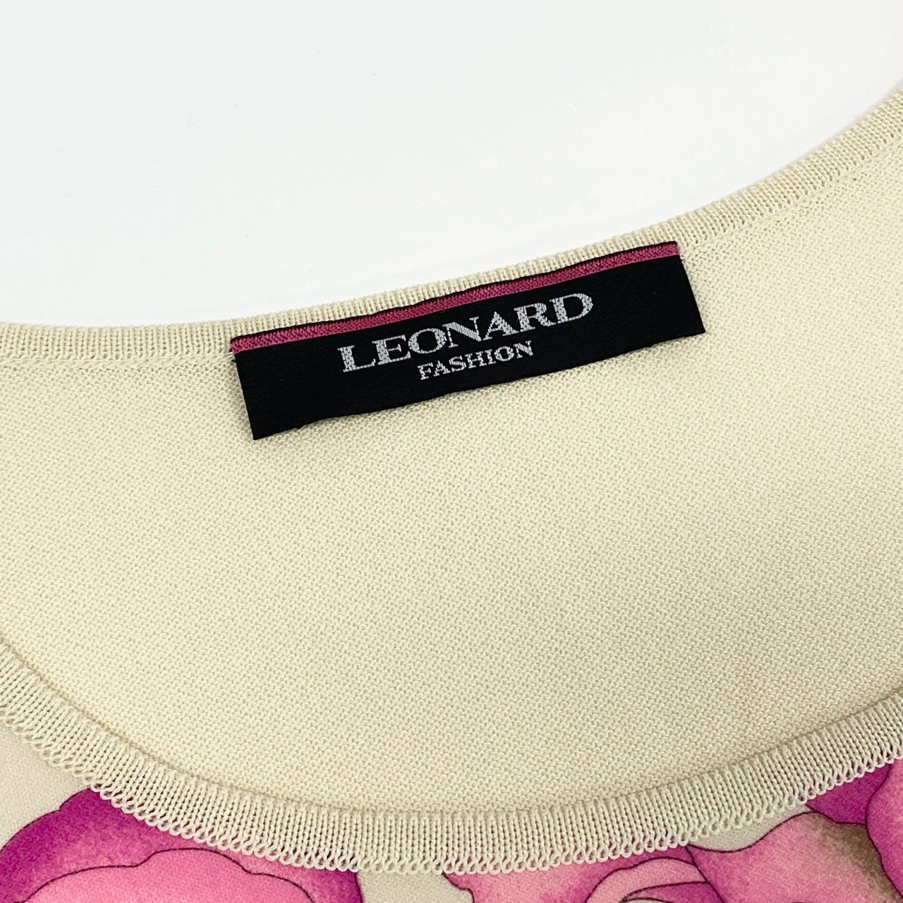 4k7 LEONARD FASHION レオナール ニットセーター 半袖ニット 美しい花柄プリント 切替ニット カンカン素材 レディース 女性用 L アイボリーo07t