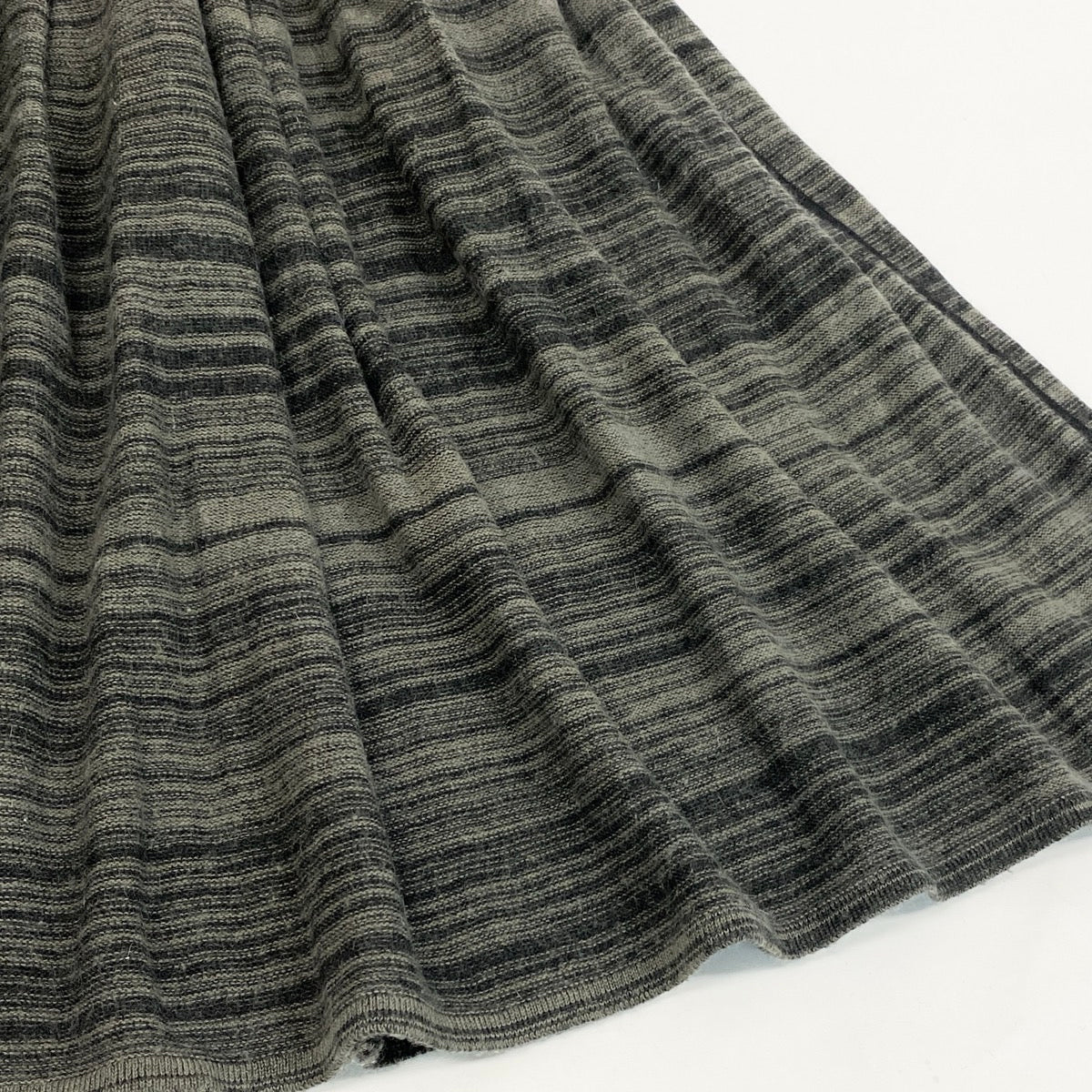 Ag10 issey miyake イッセイミヤケ 70's ニットスカート ロングスカート ボーダー グレー系 レディースk02i