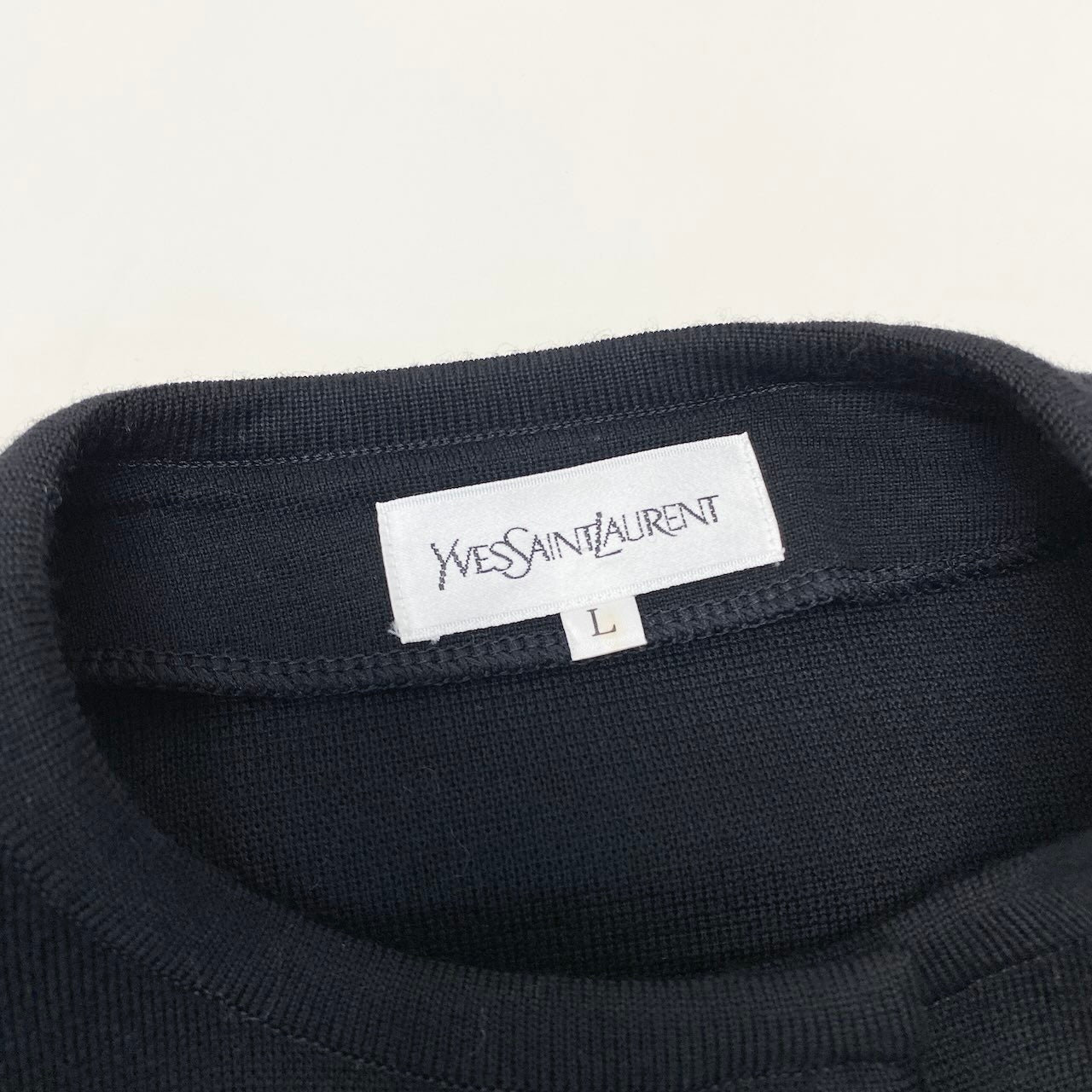 Ee26 YVES SAINT LAURENT イヴサンローラン ビジューボタン ノーカラー ニットジャケット サイズL ブラック ウール100％ レディース 女性服u02t