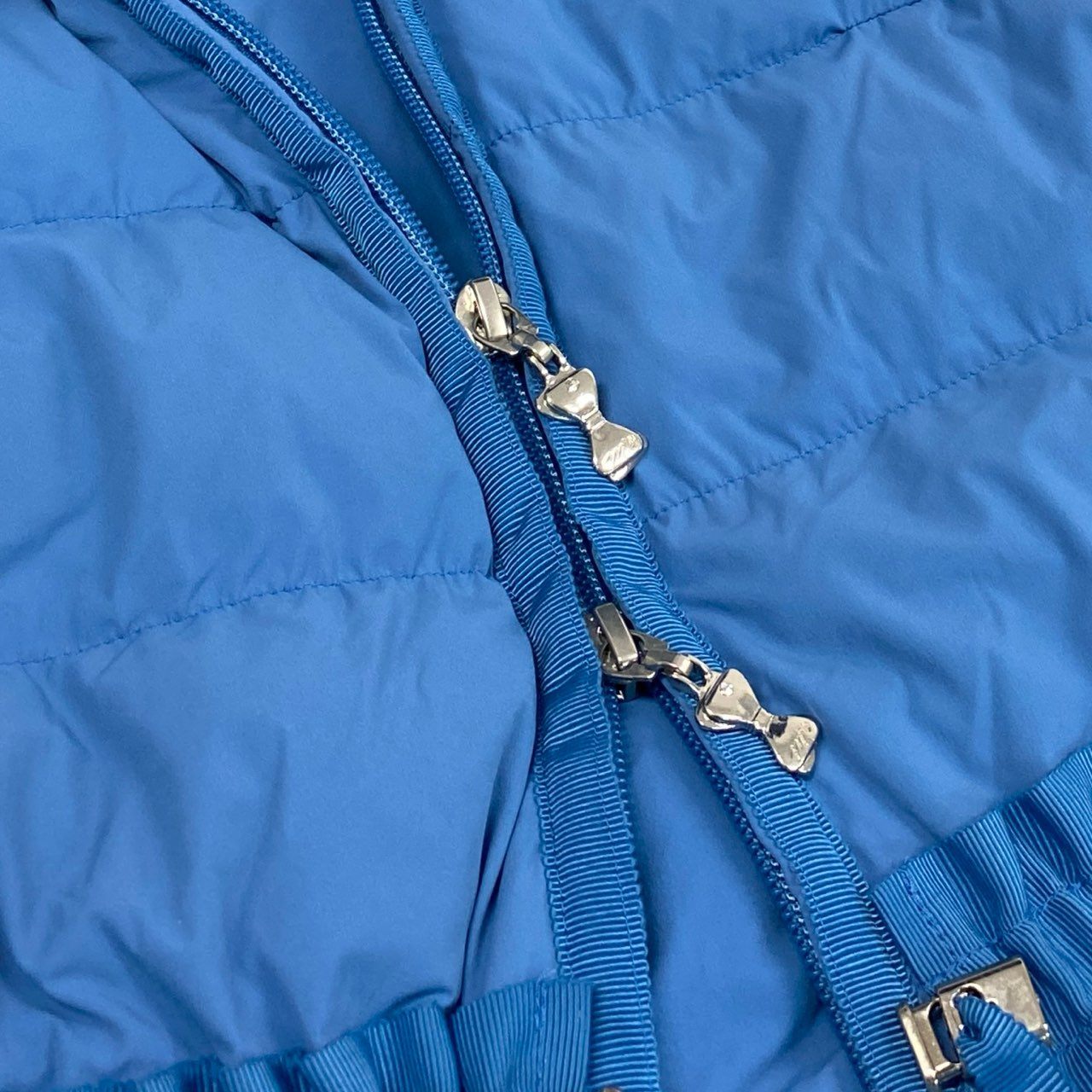 12L15 M‘S GRACY エムズグレイシー ペプラムショートダウンジャケット ショート丈 アウター 38 ブルー レディースk02i