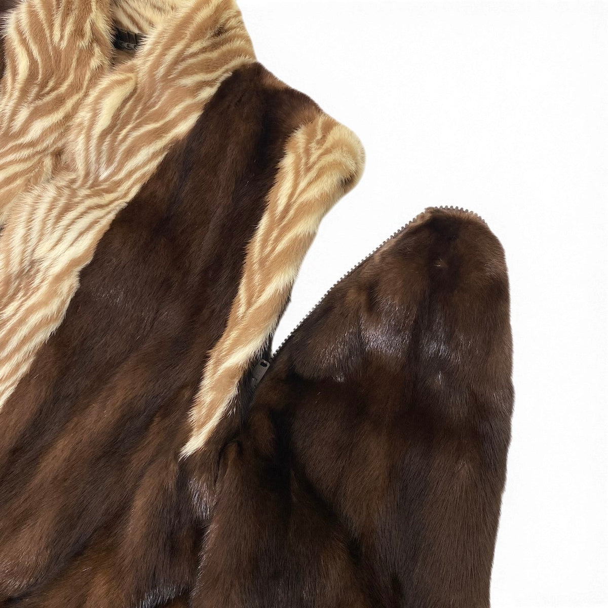 20i21 袖着脱可 希少デザイン ミンクファーコート サイズ11 茶系 本毛皮 Mink Fur Zebra Design Coat リアルファーt18r