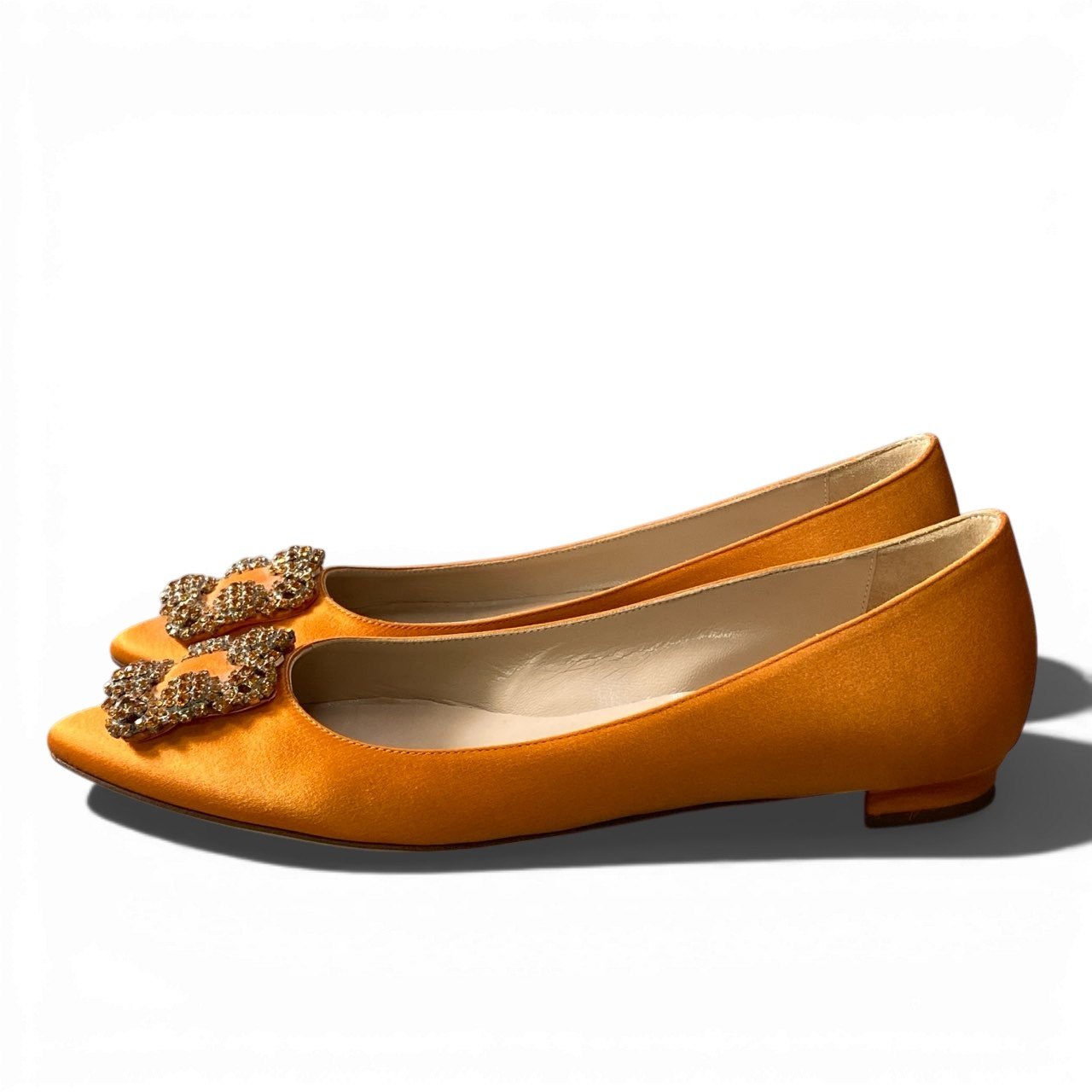 b2 MANOLO BLAHNIK マノロブラニク ハンギシ ビジュー付き フラットシューズ サイズ39 1/2 オレンジ サテン レディース 靴k02i
