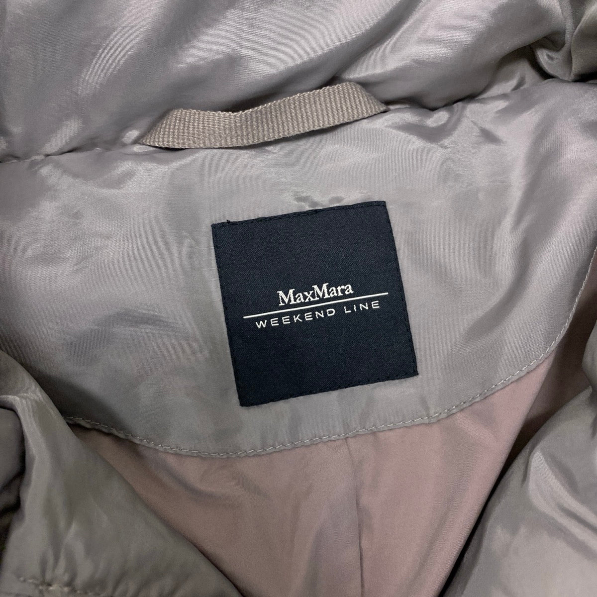 21g16 MaxMara WEEKEND LINE マックスマーラ ダウンジャケット ハーフコート ボリュームネック ベルト付 サイズ38 グレー系 レディース 女性用u02t