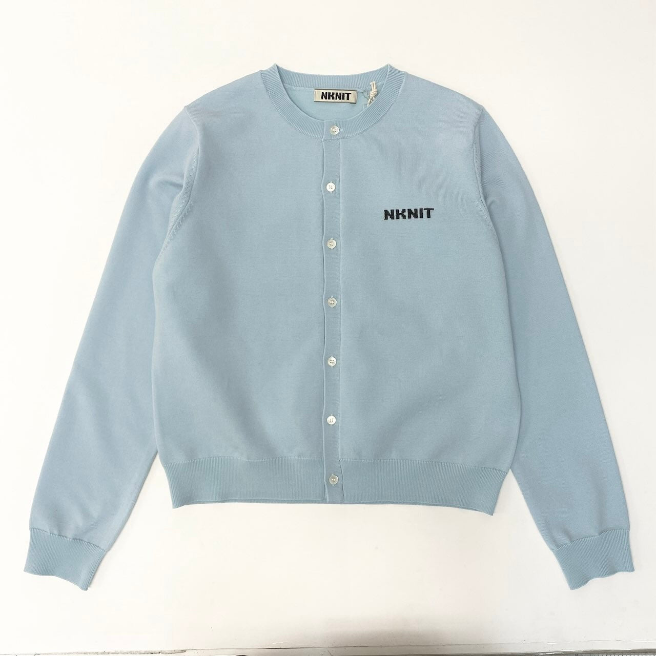 11c29 《未使用品》 NKNIT ンニット 25AW Logo Knit Cardigan ロゴニットカーディガン サイズ1 サックス タグ付t18r