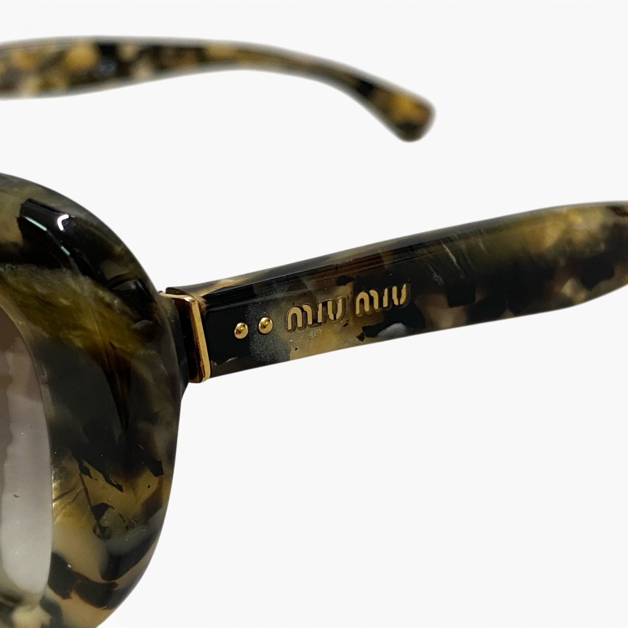 a22【イタリア製】miu miu ミュウミュウ MAM-0A7 サングラス サイドロゴ ベッコウデザイン 57-17 レディース 女性用 アイウェアta1