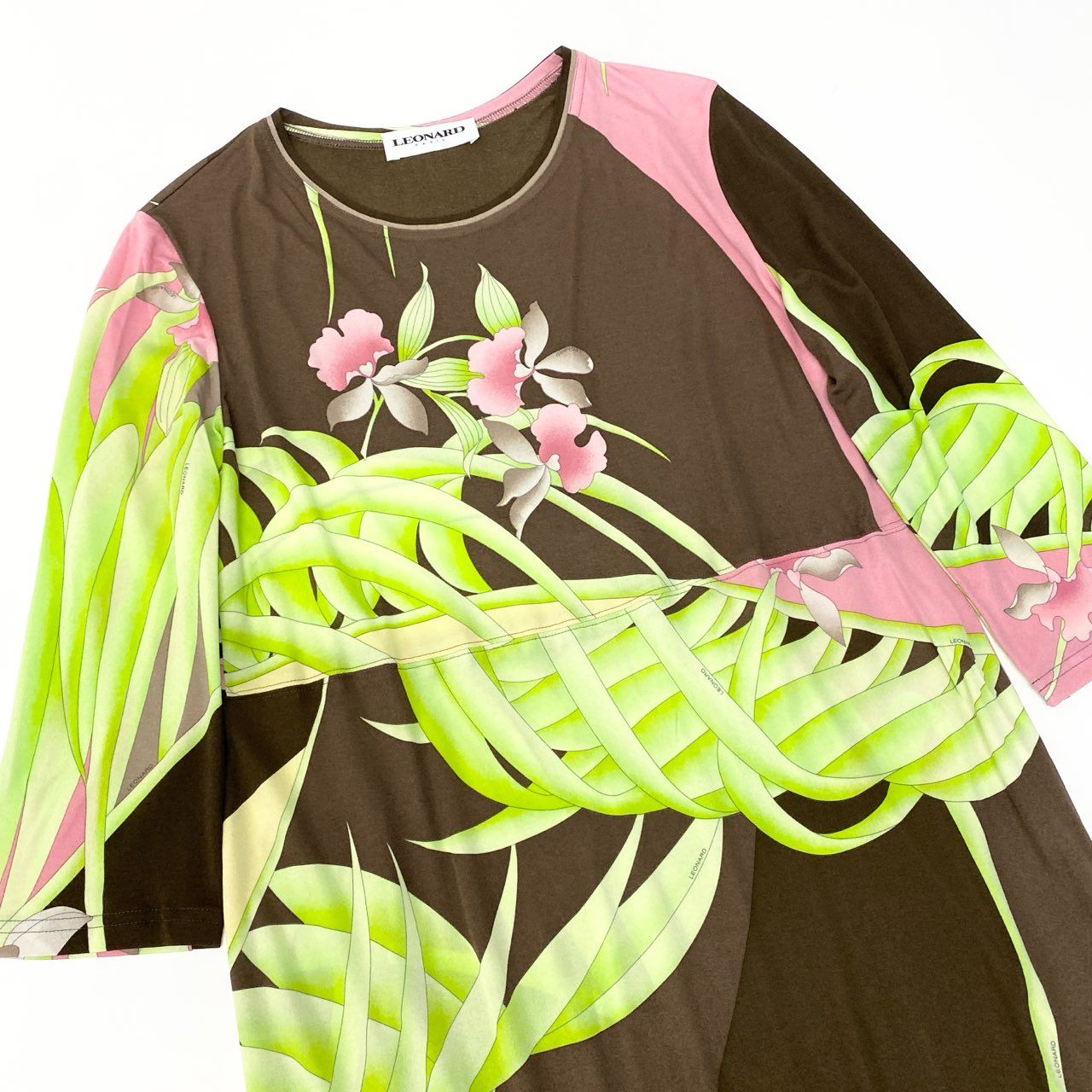 11b6 LEONARD レオナール 九分袖ワンピース 膝丈ワンピース 美しい花柄プリント 44サイズ ブラウン シルク100％ レディース 女性用u02t