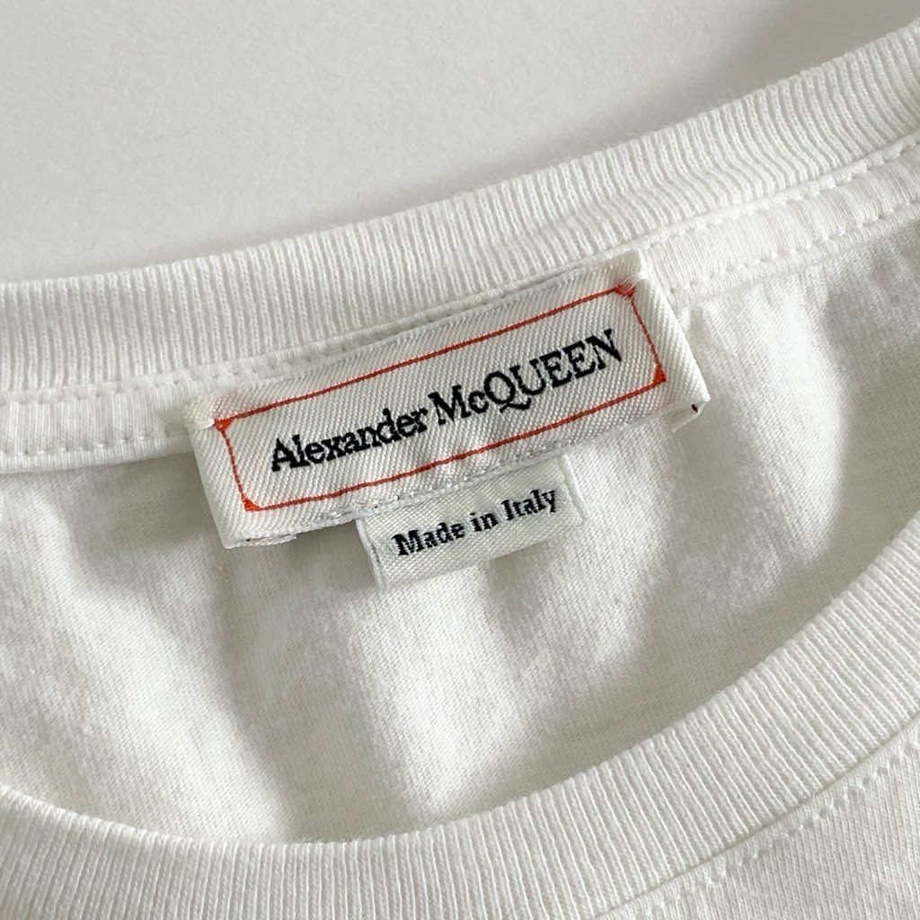 83h27 イタリア製 ALEXANDER McQUEEN アレキサンダーマックイーン 半袖Tシャツ カットソー トップス ペイントロゴ 622104 M ホワイト コットン100％ メンズ 紳士服