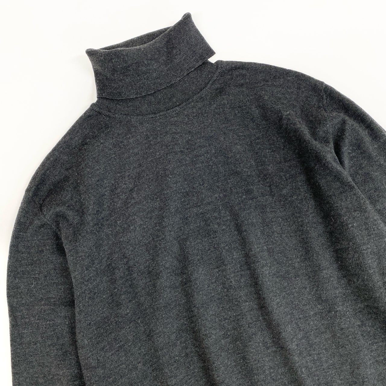 31k2 Ermenegildo Zegna エルメネジルドゼニア タートルネック ニット セーター イタリア製 50 M Lサイズ相当 グレー ウール メンズo07t