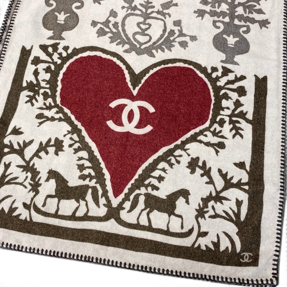 i13 CHANEL シャネル 15A ココハート 大判カシミヤマフラー CC Heart Cashmere Large Muffler カシミヤ100％ ストールt18r