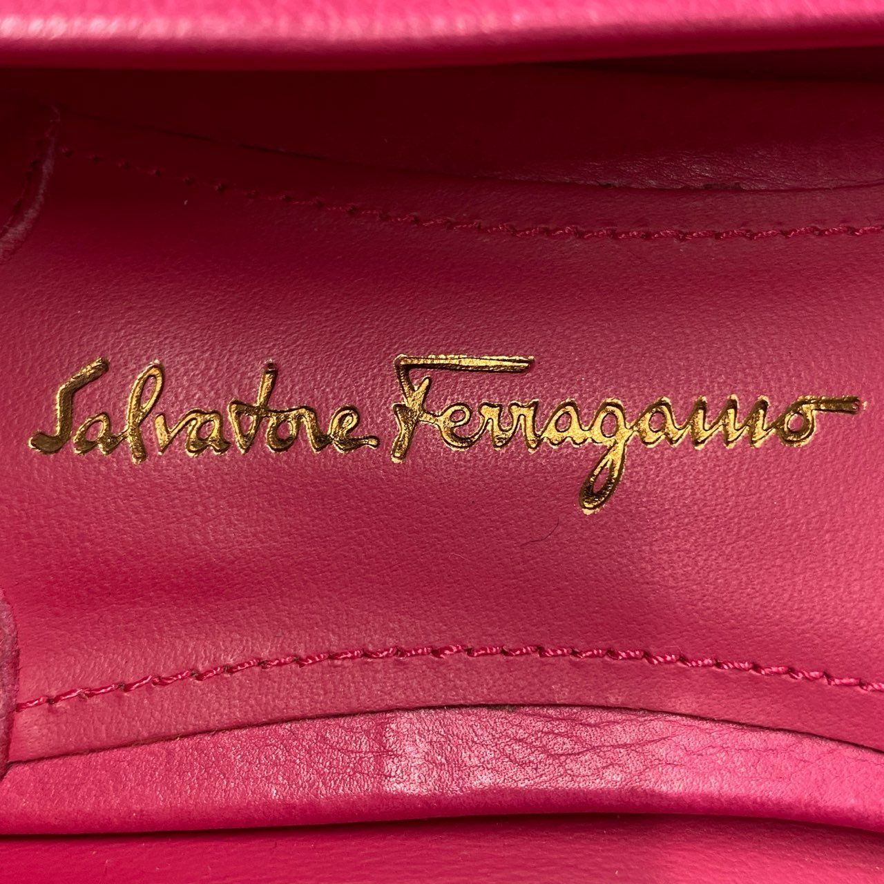 2f23 Salvatore Feragamo サルヴァトーレフェラガモ ヴァラリボン フラットシューズ フラットパンプス 6 1/2 ピンク レディース 婦人靴