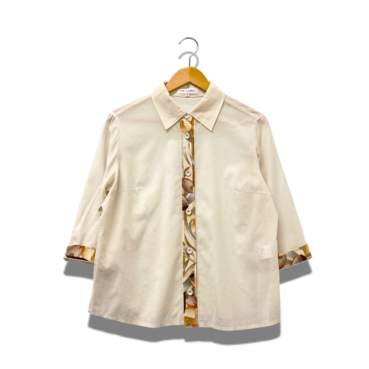 59b17 LEONARD レオナール 九分袖シャツ シャツブラウス シースルー 美しい花柄プリント 0595283 42サイズ ベージュ コットン100％ レディース 女性用u02t