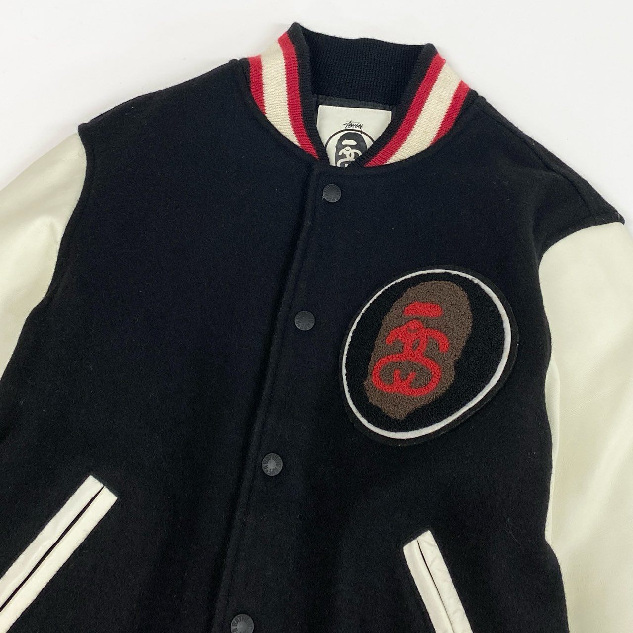 86j23 A BATHING APE x STUSSY ア ベイシング エイプ ステューシー コラボ VARSITY JACKET スタジャン ロゴワッペン レザー切替 001HJ0731927X Mサイズ ブラック ウール レザー メンズo07t