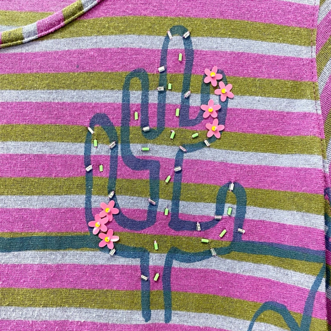 44b18 OLLEBOREBLA オレボレブラ 半袖Tシャツ チュニックワンピース ボーダー ビーズ装飾 ブタさん フラワモチーフ レディース マルチカラーo07t