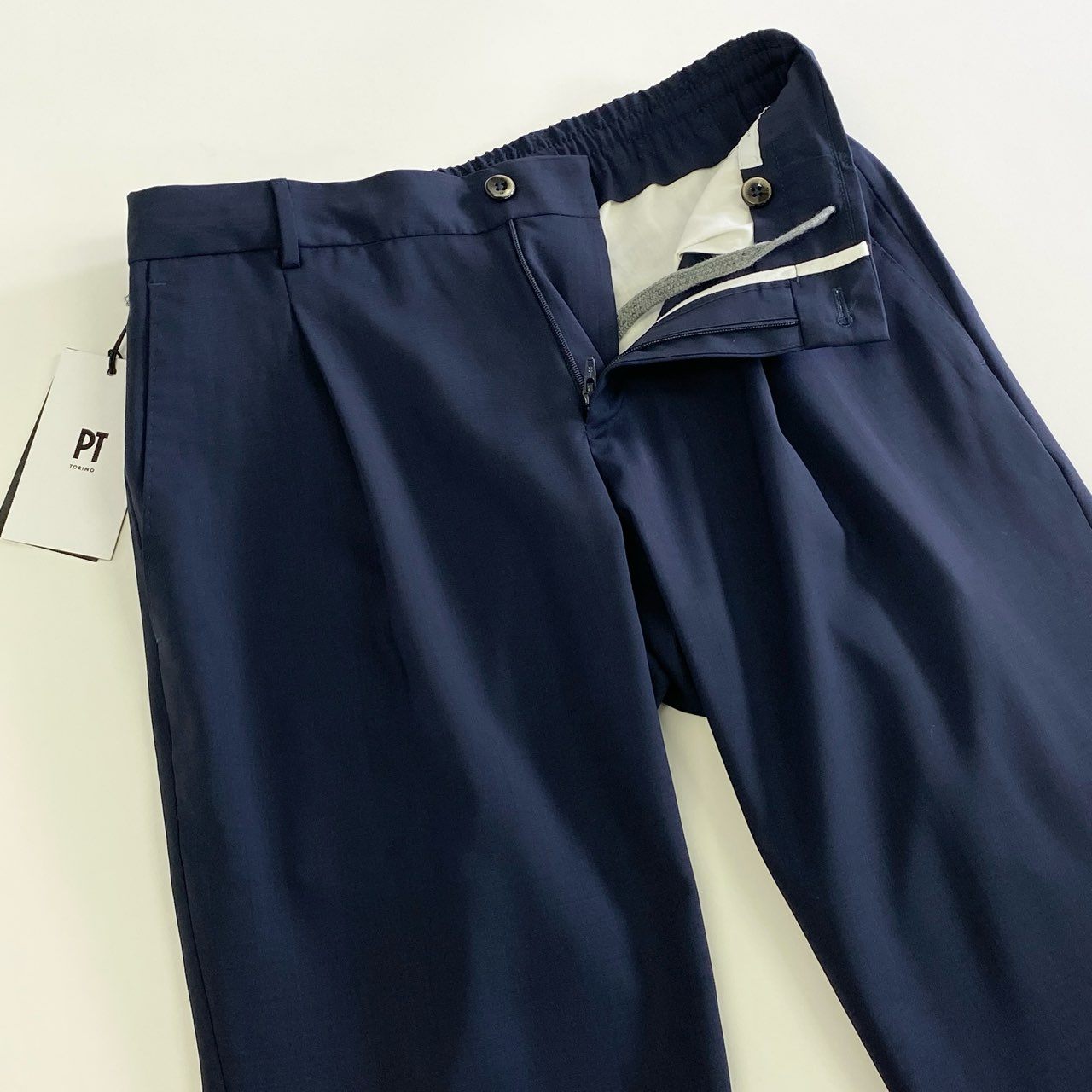 31j17 ②《未使用》 PT TORINO ピーティートリノ SUPER 130's SLIM FIT PANTS スリムフィットパンツ 42 ネイビー テーパード ルーマニア製 タグ付