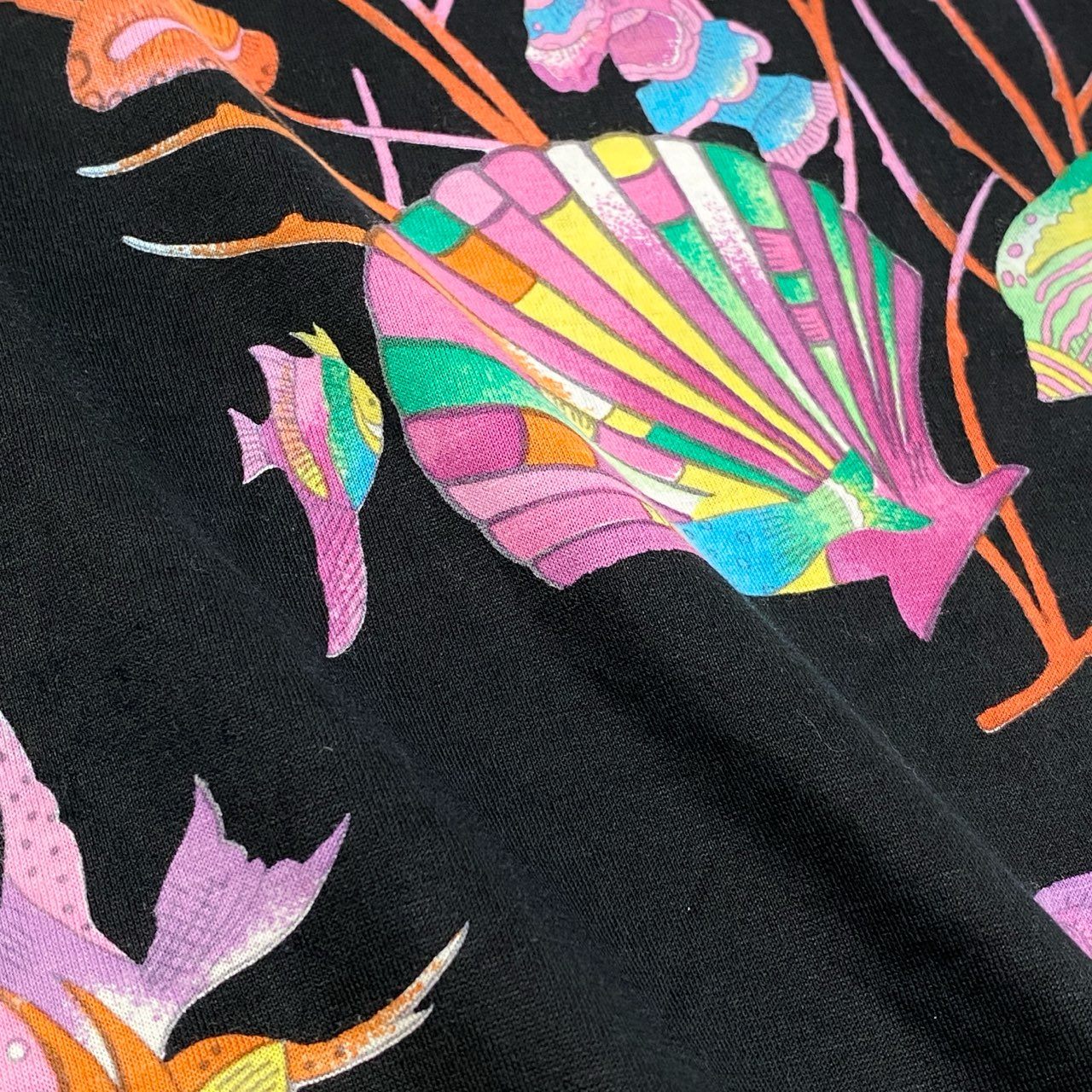 36a7 LEONARD レオナール 半袖カットソー クルーネック 海 魚柄 M ブラック レディース 女性用o07t