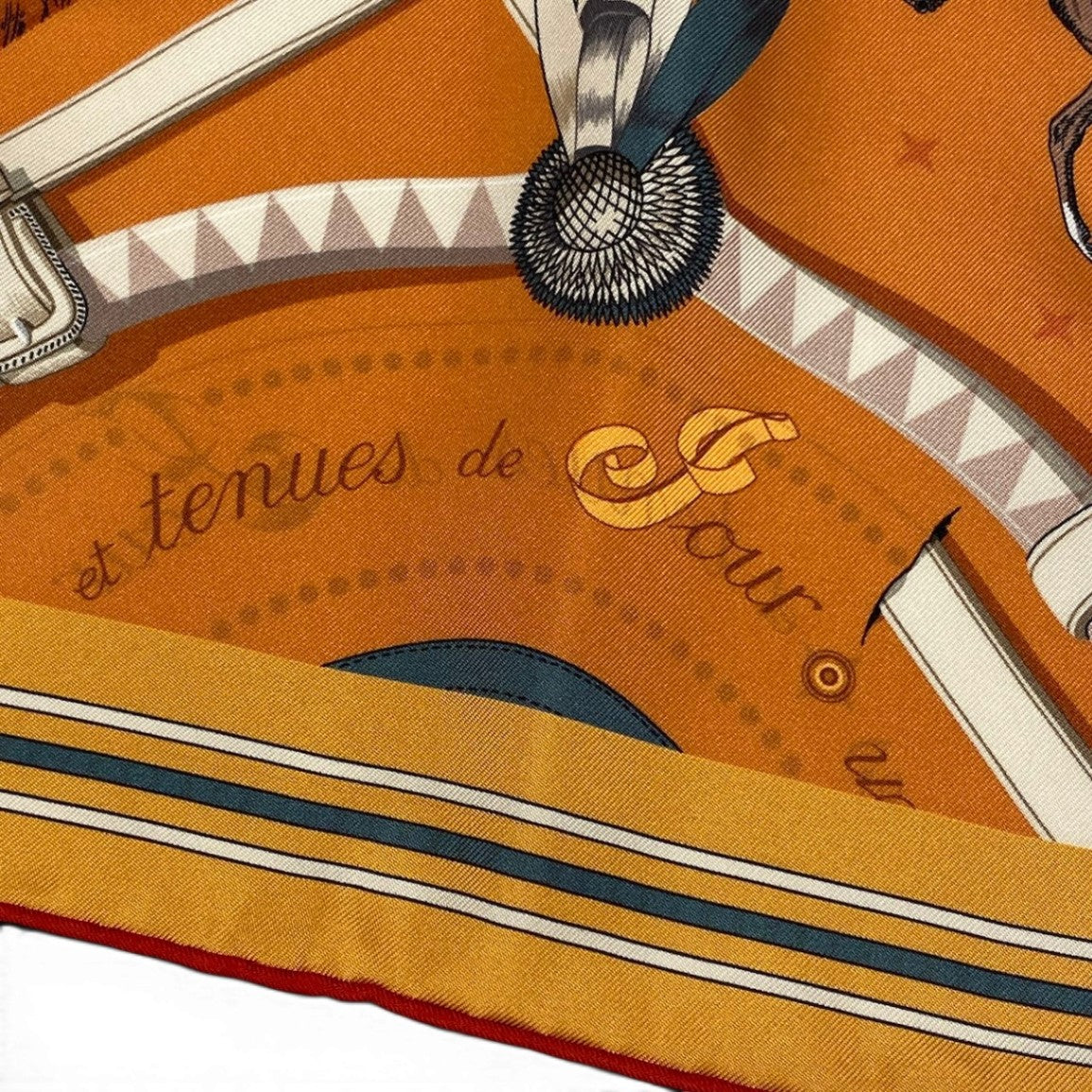 e8 【美品】HERMES 2026年 カレ90 ダブルフェイス 馬着 オレンジ シルク100％ レディース メンズ ユニセックスk02i