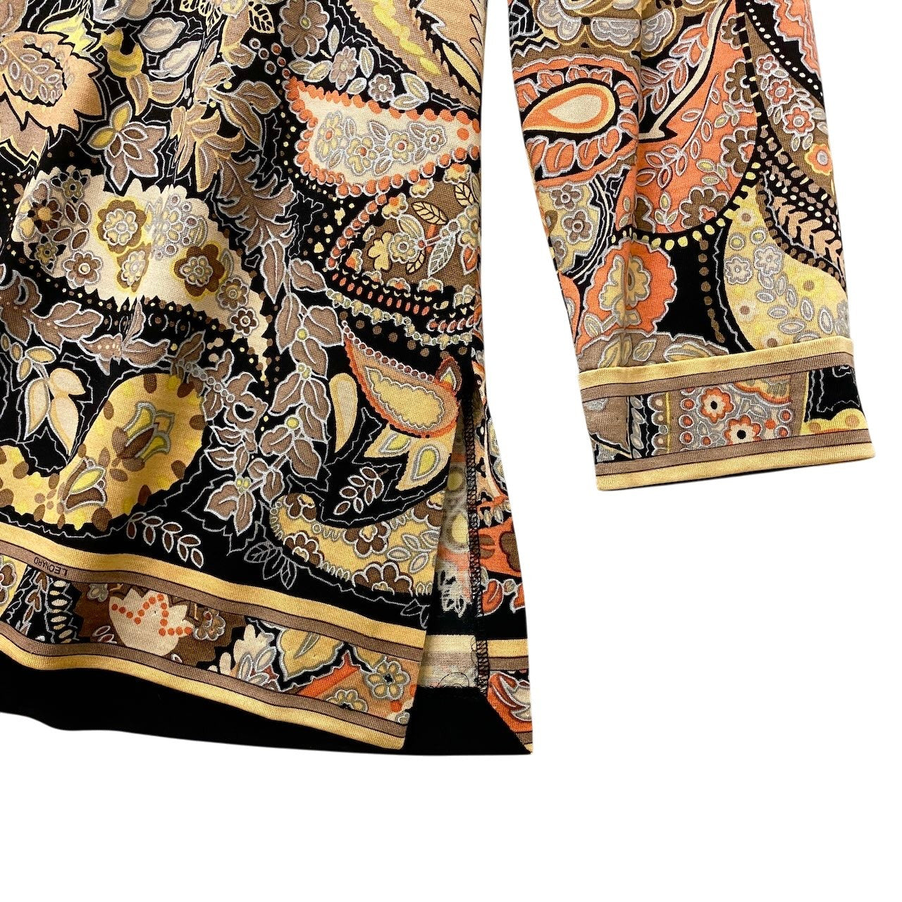 78e18 【美品】LEONARD レオナール ハイネックロングスリーブカットソー 美しいプリント 総柄 0329120 Lサイズ マルチカラー レディース 女性用t18r