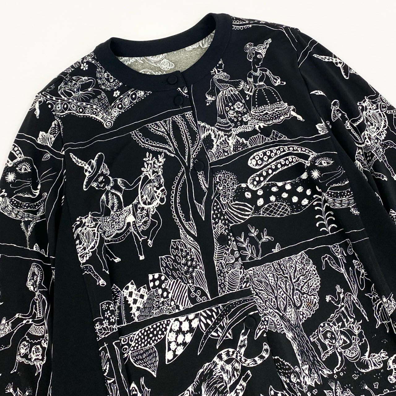 76k21 TOKUKO 1er VOL トクコプルミエヴォル 長袖シャツワンピース 総柄プリント アニマル柄 サイドリボン レディース 女性用 9 ブラックu02t