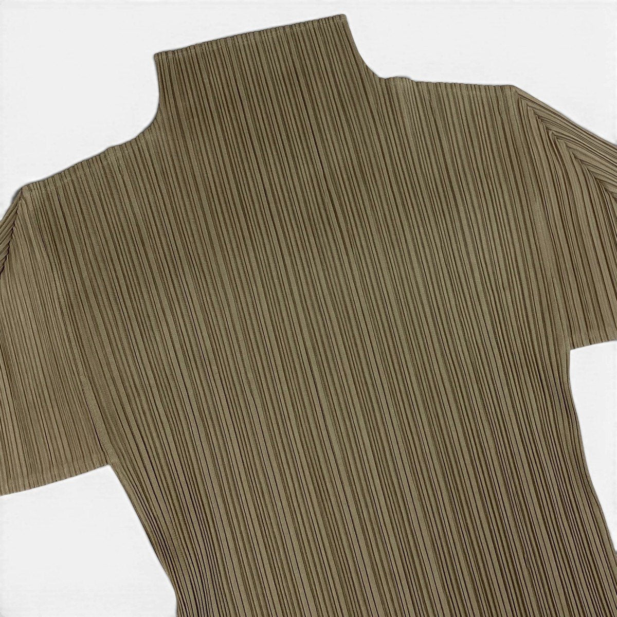 Ag10 PLEATS PLEASE プリーツプリーズ ロングスリーブ カットソー プリーツ加工 PP61-JK304 サイズFree グリーン系 ポリエステル100％ レディースu02t