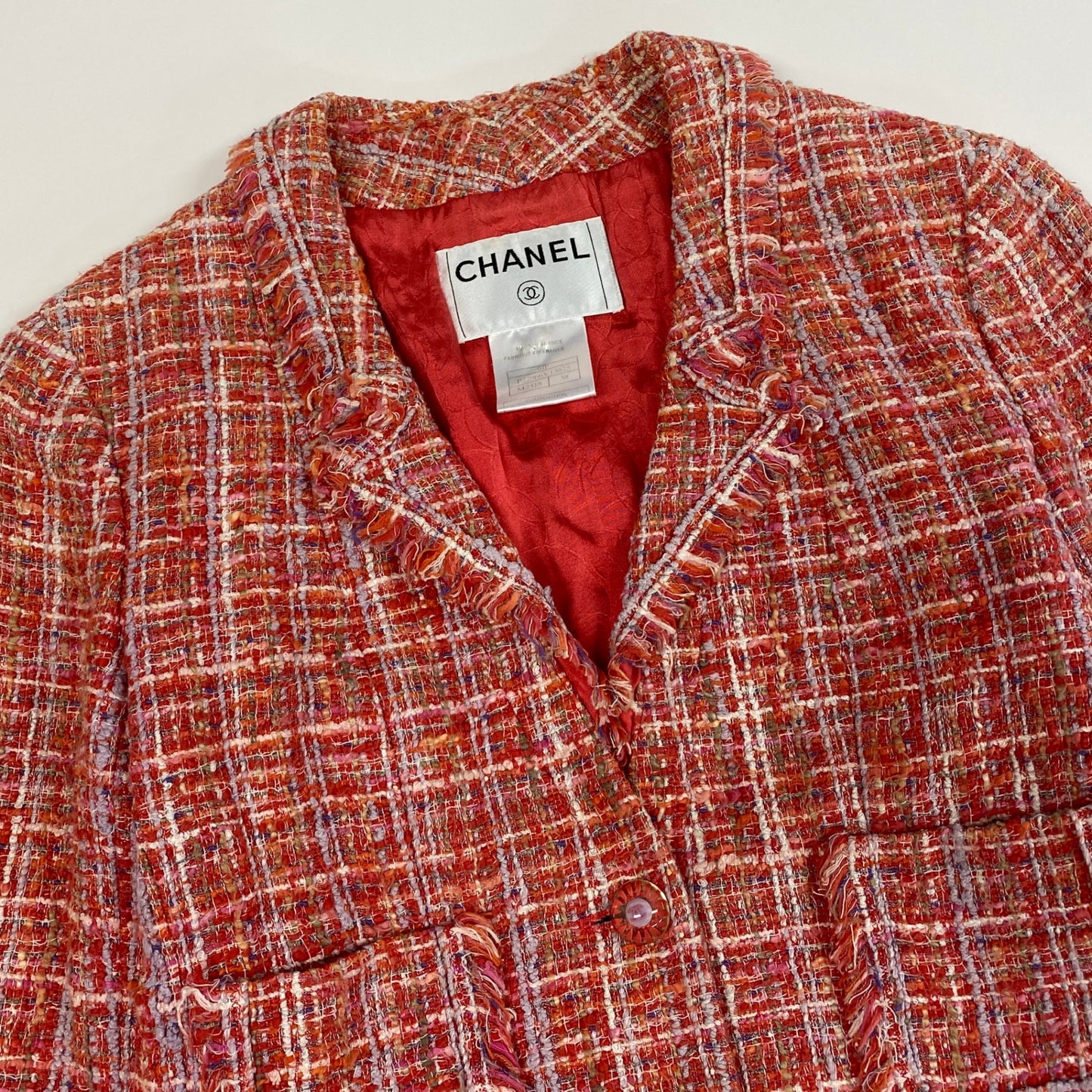 60a14 CHANEL シャネル 2004年 P22966 ココマーククリアボタン 短丈 ショートツイードジャケット サイズ34 レッド系 ミックスツイード レディース 女性用ta1