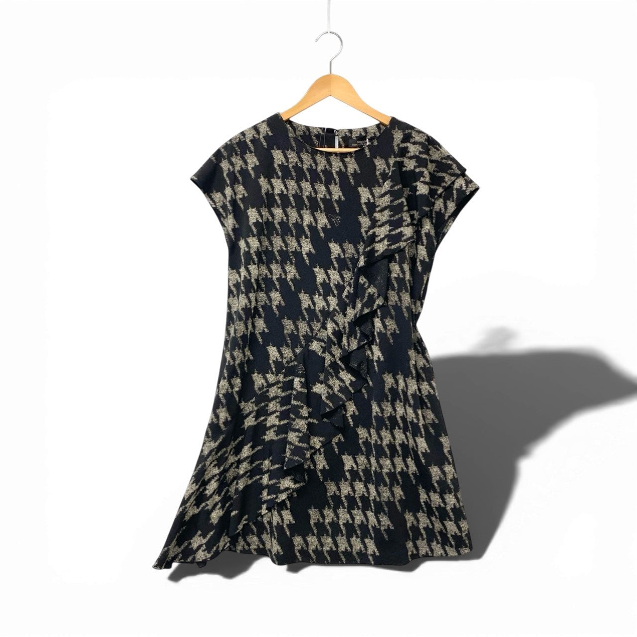 15c3 【美品】 SHISENDO TOMO COLLECTION 詩仙堂 フレンチスリーブワンピース 膝丈 アシンメトリーデザイン 総柄プリント ちりめん レディース 女性服 ブラック ポリエステル100％u02t